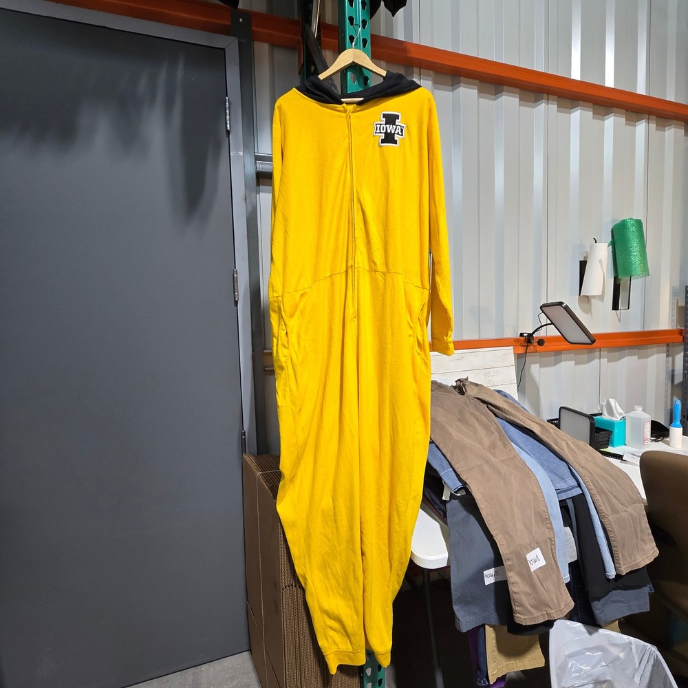 Sideline Apparel Iowa Hawkeyes Fleece Union Suit One Piece Pajamas‎ Yellow XL